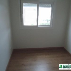 Apartamento com 104m², 3 dormitórios, 2 vagas, no bairro Madureira em Caxias do Sul para Alugar