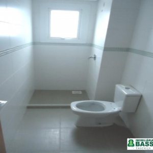 Apartamento com 104m², 3 dormitórios, 2 vagas, no bairro Madureira em Caxias do Sul para Alugar