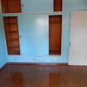 Casa com 200m², 3 dormitórios, 1 vaga, no bairro Rio Branco em Caxias do Sul para Comprar