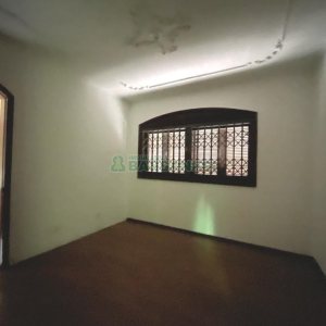 Casa com 386m², 3 dormitórios, 2 vagas, no bairro Cinqüentenário em Caxias do Sul para Comprar