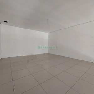 Loja com 158m², no bairro Centro em Caxias do Sul para Alugar