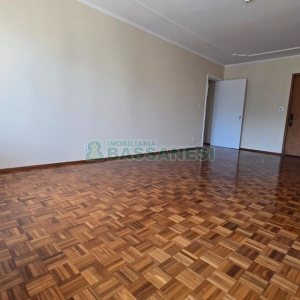 Apartamento com 177m², 4 dormitórios, 1 vaga, no bairro Lourdes em Caxias do Sul para Comprar