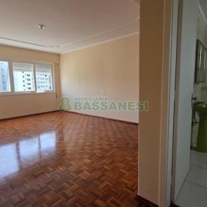 Apartamento com 177m², 4 dormitórios, 1 vaga, no bairro Lourdes em Caxias do Sul para Comprar