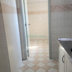 Apartamento com 57m², 1 dormitório, 1 vaga, no bairro Centro em Caxias do Sul para Alugar