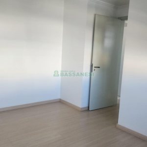 Apartamento com 57m², 1 dormitório, 1 vaga, no bairro Centro em Caxias do Sul para Alugar