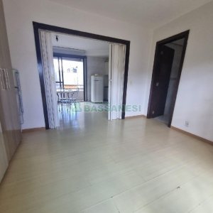 Apartamento com 55m², 1 dormitório, no bairro Centro em Caxias do Sul para Alugar