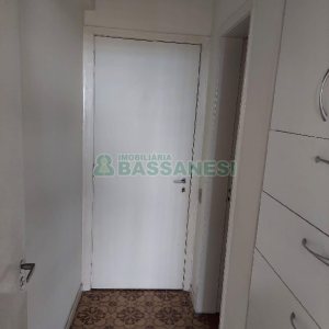 Apartamento com 112m², 2 dormitórios, 1 vaga, no bairro Centro em Caxias do Sul para Comprar