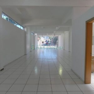 Loja com 170m², no bairro Santa Lúcia em Caxias do Sul para Alugar