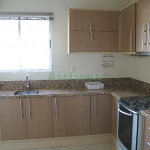 Apartamento com 95m², 3 dormitórios, 2 vagas, no bairro Rio Branco em Caxias do Sul para Alugar