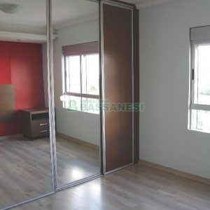 Apartamento com 95m², 3 dormitórios, 2 vagas, no bairro Rio Branco em Caxias do Sul para Alugar
