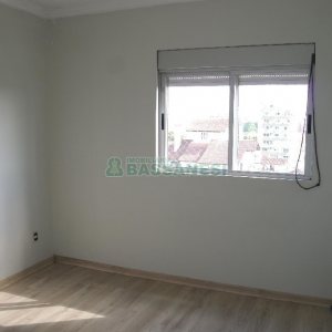 Apartamento com 95m², 3 dormitórios, 2 vagas, no bairro Rio Branco em Caxias do Sul para Alugar