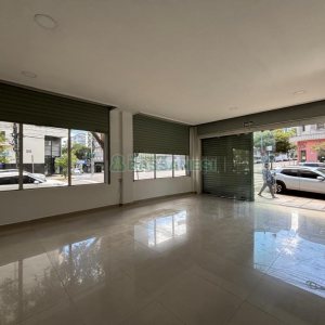 Loja com 254m², 2 vagas, no bairro Centro em Caxias do Sul para Alugar