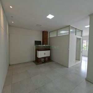 Loja com 153m², no bairro Lourdes em Caxias do Sul para Alugar