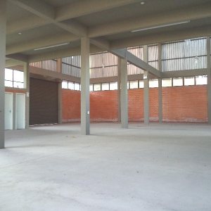 Pavilhão com 720m², no bairro Fatima em Caxias do Sul para Comprar