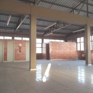 Pavilhão com 720m², no bairro Fatima em Caxias do Sul para Comprar