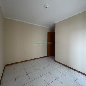 Apartamento com 45m², 2 dormitórios, 1 vaga, no bairro Petrópolis em Caxias do Sul para Alugar