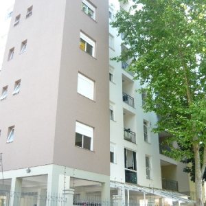 Apartamento com 82m², 3 dormitórios, 3 vagas, no bairro Vinhedos em Caxias do Sul para Comprar