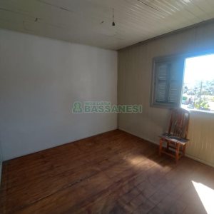 Casa com 95m², 3 dormitórios, 1 vaga, no bairro Rio Branco em Caxias do Sul para Comprar