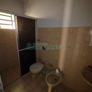 Casa com 95m², 3 dormitórios, 1 vaga, no bairro Rio Branco em Caxias do Sul para Comprar