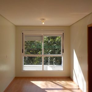 Apartamento com 30m², 1 dormitório, 1 vaga, no bairro Petrópolis em Caxias do Sul para Alugar