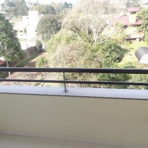 Apartamento com 74m², 2 dormitórios, 2 vagas, no bairro Madureira em Caxias do Sul para Alugar
