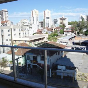 Apartamento com 114m², 3 dormitórios, 2 vagas, no bairro São Pelegrino em Caxias do Sul para Comprar