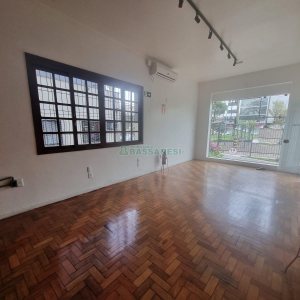 Casa Comercial com 142m², no bairro São Pelegrino em Caxias do Sul para Alugar