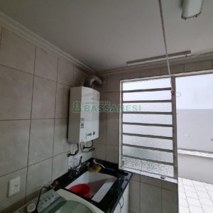 Apartamento com 110m², 2 dormitórios, 2 vagas, no bairro Centro em Caxias do Sul para Comprar