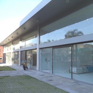 Loja com 312m², no bairro Pio X em Caxias do Sul para Alugar