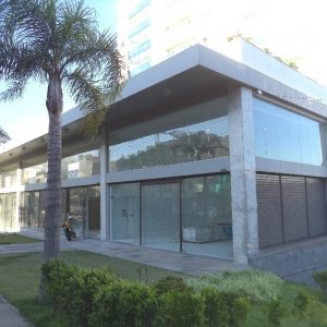 Loja com 312m², no bairro Pio X em Caxias do Sul para Alugar