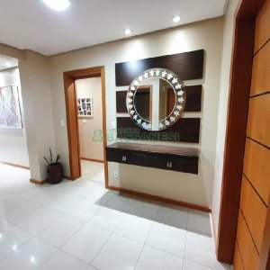 Apartamento com 156m², 3 dormitórios, 3 vagas, no bairro Sanvitto em Caxias do Sul para Alugar ou Comprar