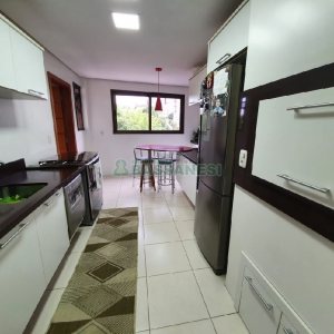Apartamento com 156m², 3 dormitórios, 3 vagas, no bairro Sanvitto em Caxias do Sul para Alugar ou Comprar