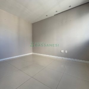 Sala com 60m², 1 vaga, no bairro Centro em Caxias do Sul para Comprar