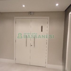 Sala com 60m², 1 vaga, no bairro Centro em Caxias do Sul para Comprar