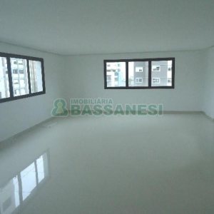 Sala com 60m², 1 vaga, no bairro Centro em Caxias do Sul para Comprar