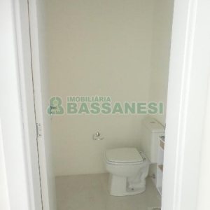 Sala com 42m², 1 vaga, no bairro Panazzolo em Caxias do Sul para Alugar