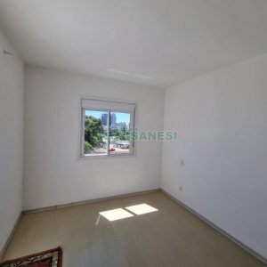 Apto/Cobertura com 99m², 2 dormitórios, 1 vaga, no bairro Charqueadas em Caxias do Sul para Comprar