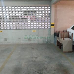 Apartamento com 49m², 2 dormitórios, 2 vagas, no bairro Jardim Eldorado em Caxias do Sul para Comprar