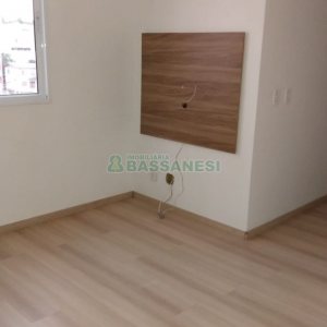 Apartamento com 49m², 2 dormitórios, 2 vagas, no bairro Jardim Eldorado em Caxias do Sul para Comprar