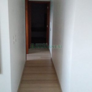 Apartamento com 49m², 2 dormitórios, 2 vagas, no bairro Jardim Eldorado em Caxias do Sul para Comprar