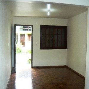 Sobrado com 93m², 3 dormitórios, 1 vaga, no bairro Bela Vista em Caxias do Sul para Comprar