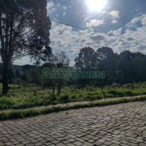 Terreno com 60055m², no bairro Mariland em Caxias do Sul para Comprar
