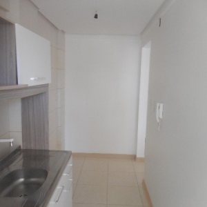 Apartamento, 2 dormitórios, 1 vaga, no bairro Vinhedos em Caxias do Sul para Comprar