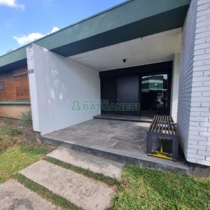 Casa com 300m², 4 dormitórios, 4 vagas, no bairro Centro em Caxias do Sul para Alugar ou Comprar