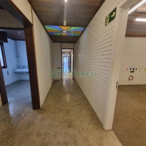 Casa com 300m², 4 dormitórios, 4 vagas, no bairro Centro em Caxias do Sul para Alugar ou Comprar