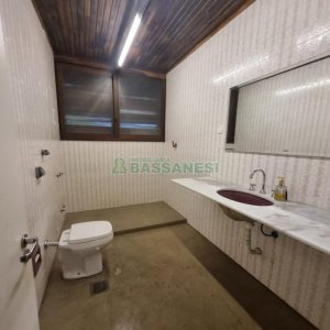 Casa com 300m², 4 dormitórios, 4 vagas, no bairro Centro em Caxias do Sul para Alugar ou Comprar