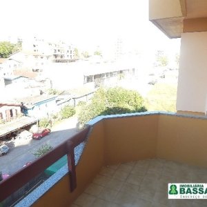 Apartamento com 146m², 3 dormitórios, 2 vagas, no bairro Pio X em Caxias do Sul para Alugar