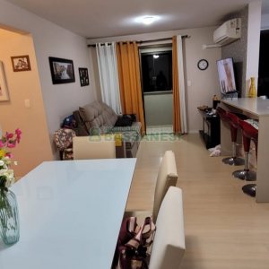 Apartamento com 83m², 2 dormitórios, 2 vagas, no bairro Jardim do Shopping em Caxias do Sul para Comprar