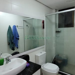 Apartamento com 83m², 2 dormitórios, 2 vagas, no bairro Jardim do Shopping em Caxias do Sul para Comprar