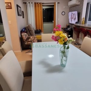 Apartamento com 83m², 2 dormitórios, 2 vagas, no bairro Jardim do Shopping em Caxias do Sul para Comprar